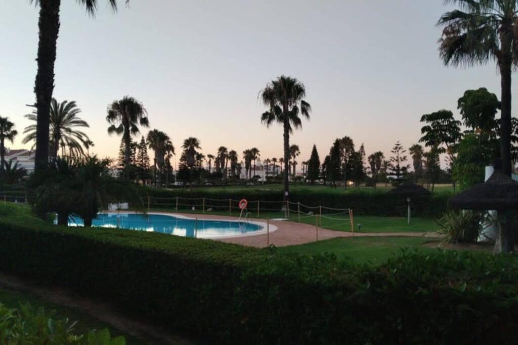 Apartamento En Playa Del Infante Rota Eksteriør billede